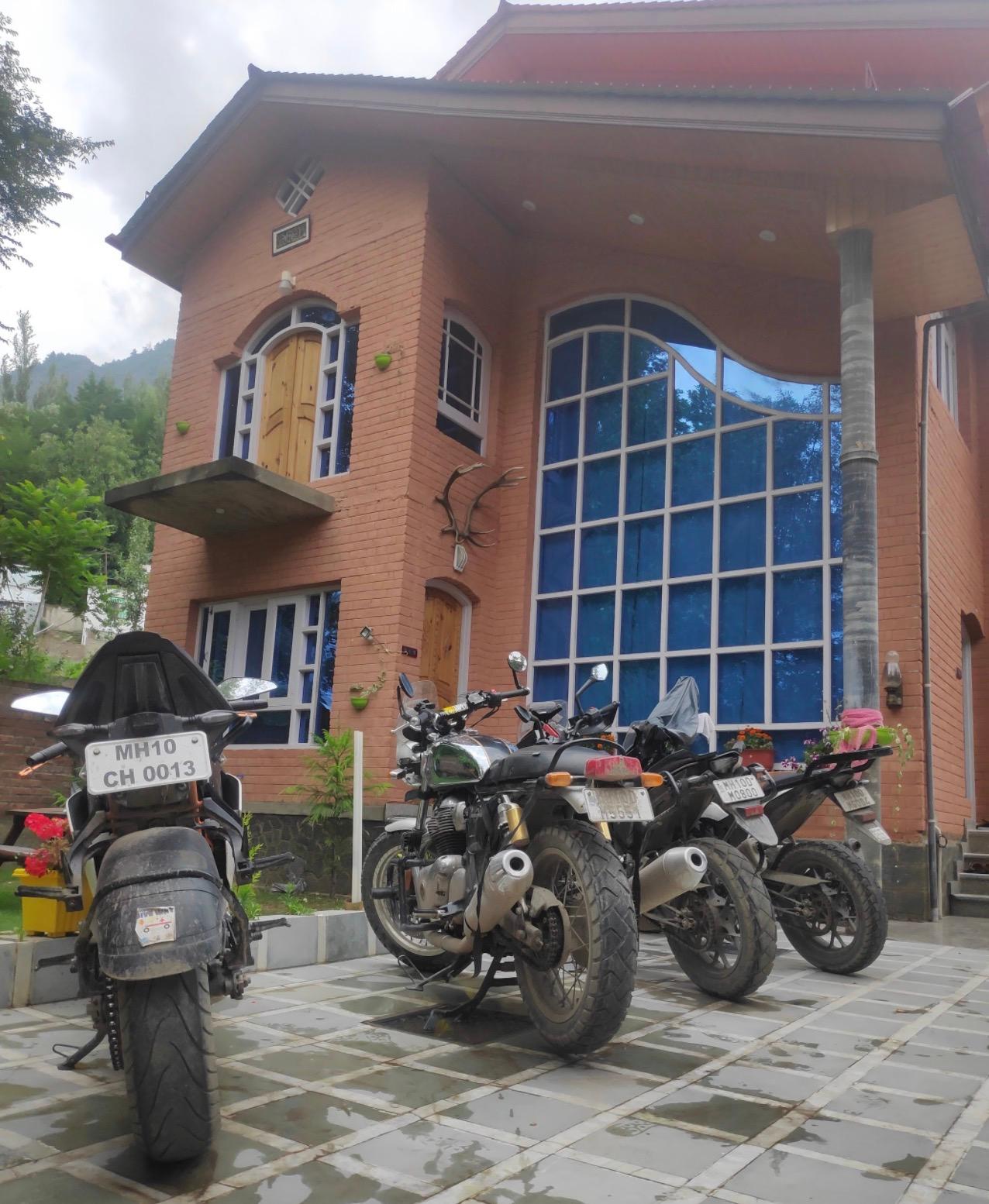 Urban Den Hostel – photo 1