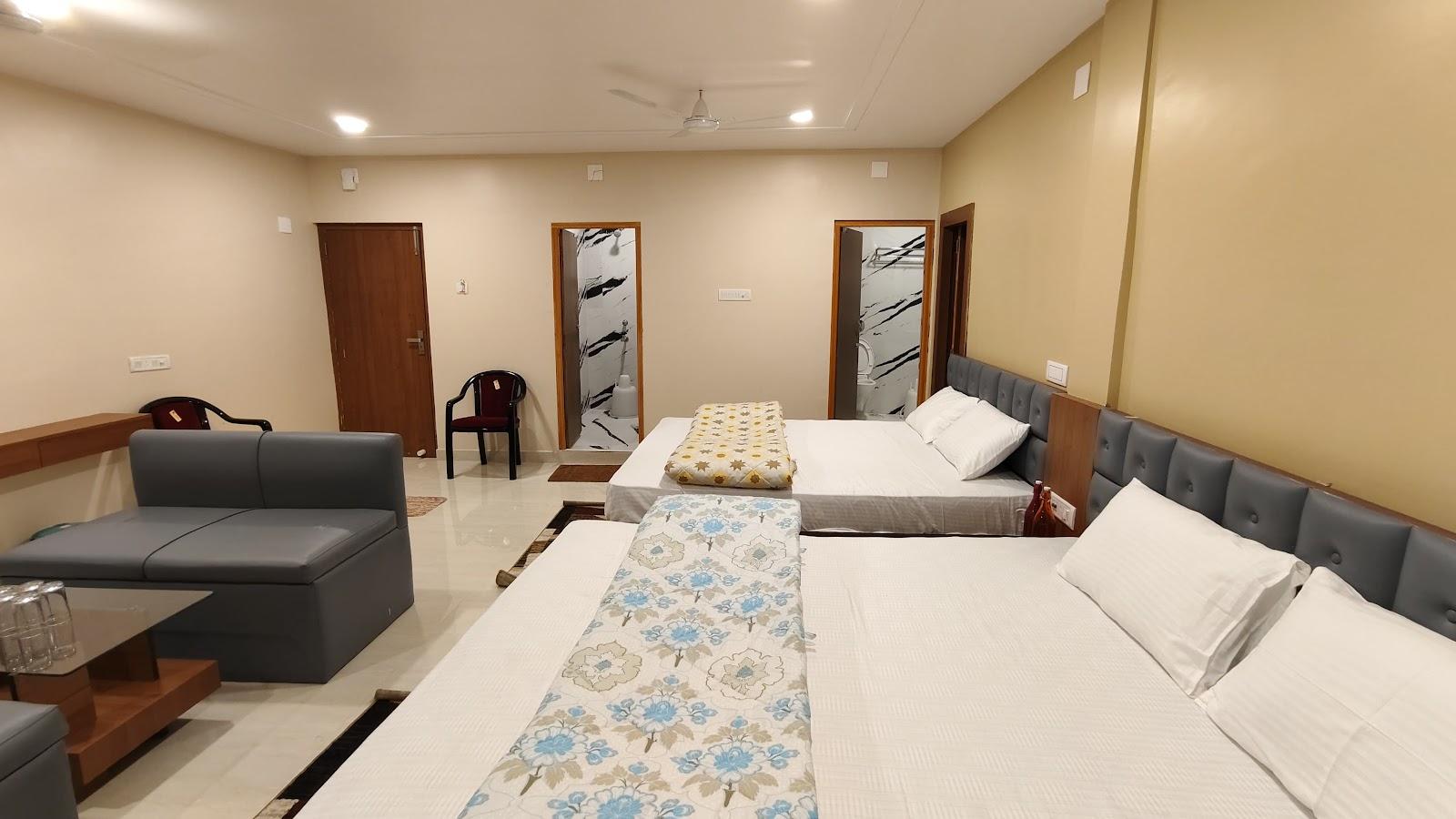 Hotel Cosy Inn – photo 3