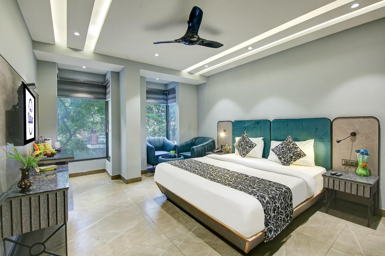Hotel Uptown – photo 1