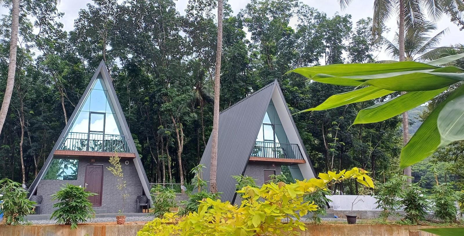 ATHIRAPPILLY GREENLAND RESORT
