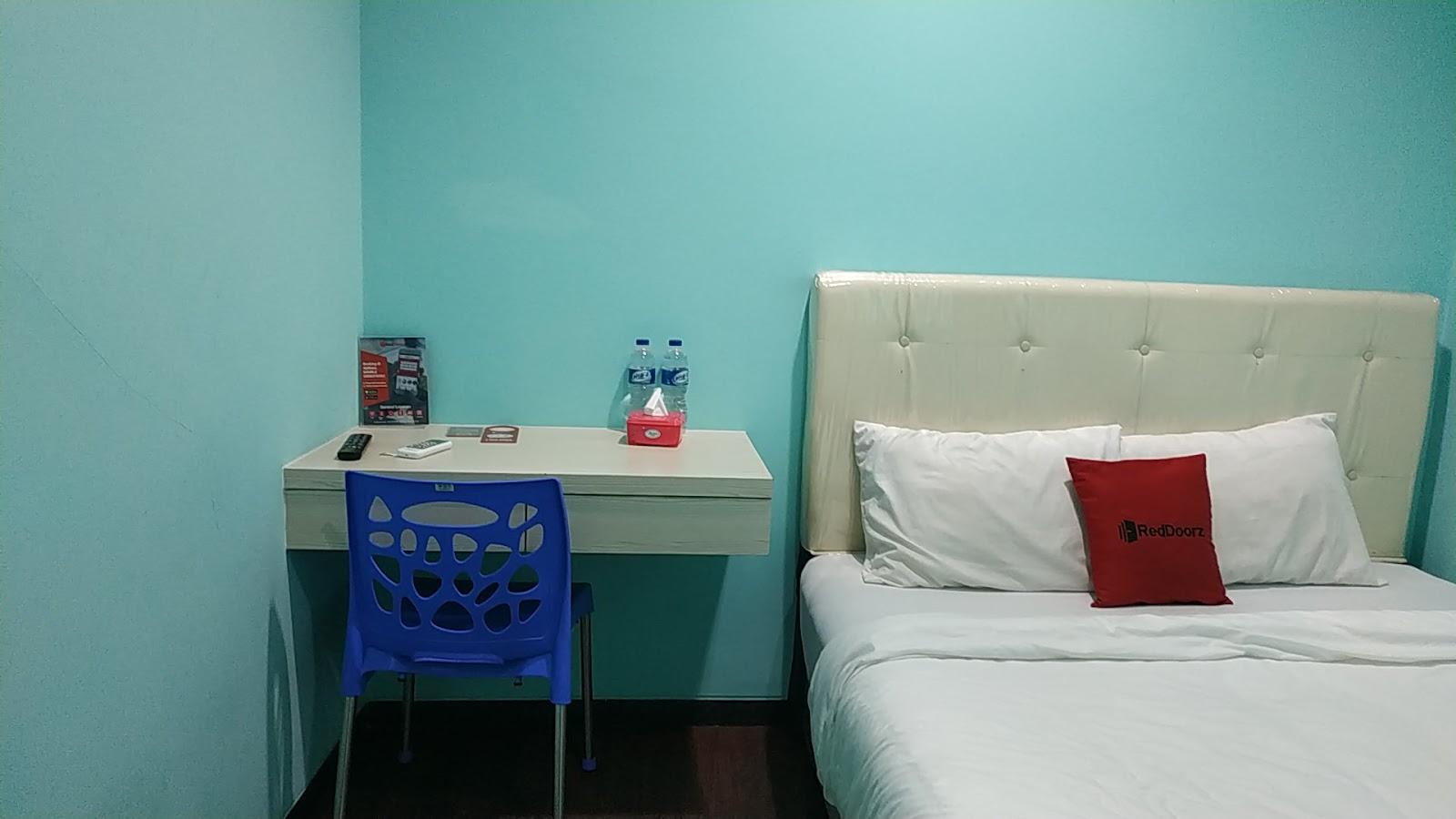 RedDoorz near Gajah Mada Street Semarang – photo 4