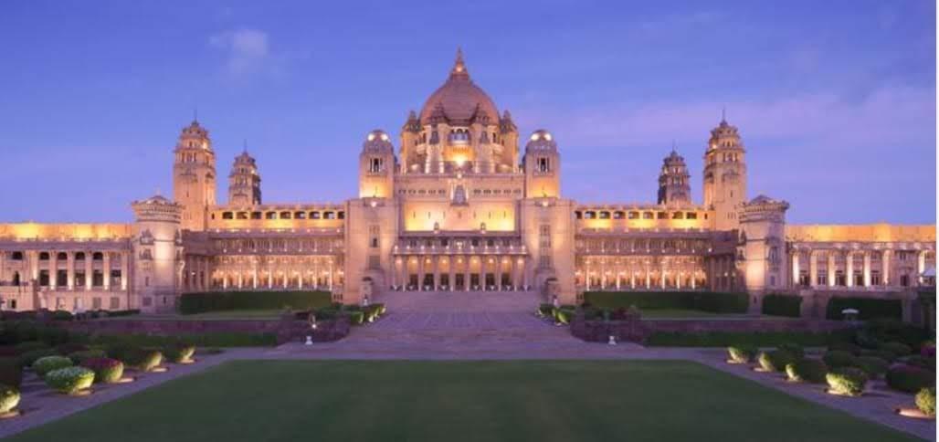 Hotel Sandhu Palace – photo 1