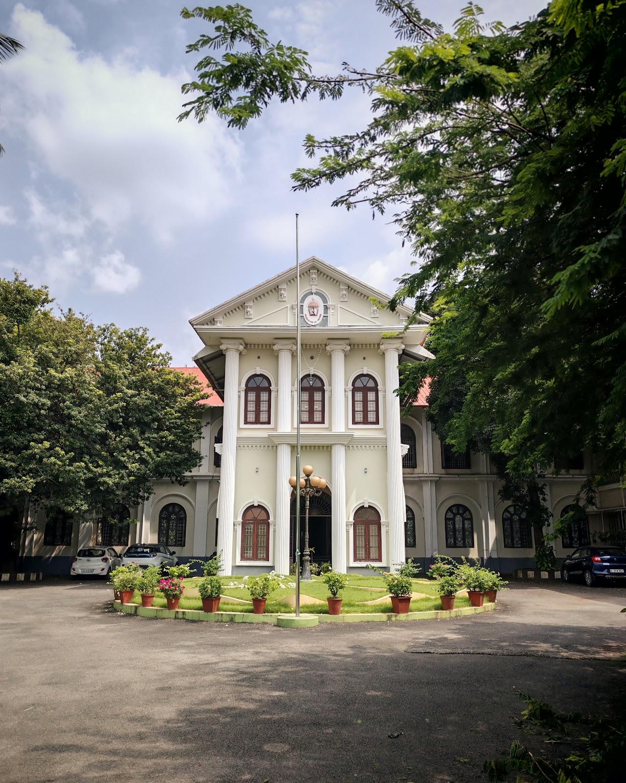 Syro-Malabar Bishop's House, Thrissur – photo 4