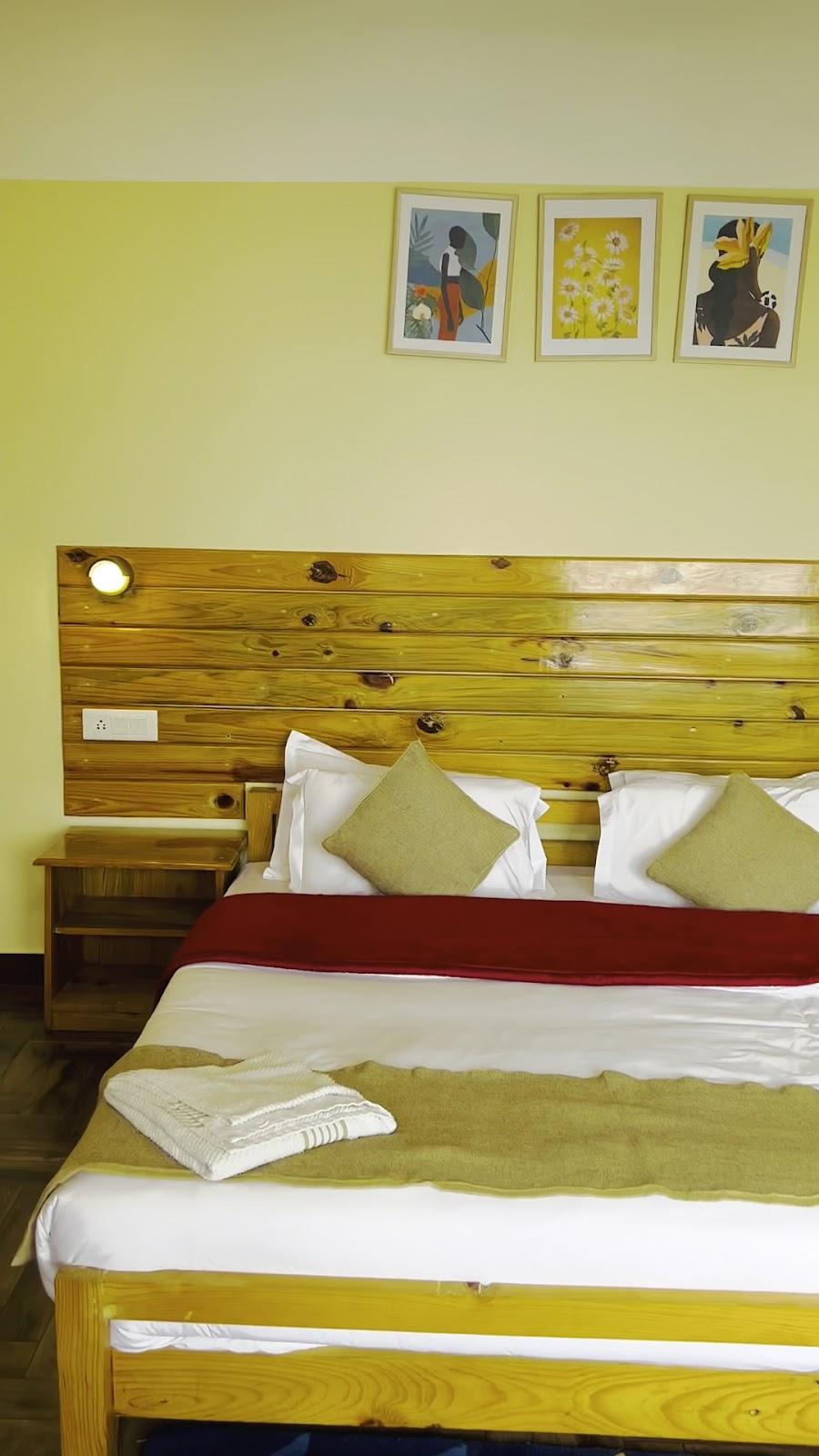 Zostel Plus Nainital (Naina Range) – photo 2
