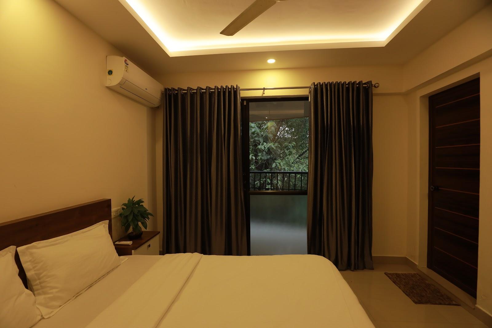 Lavender Airport Suite – photo 2