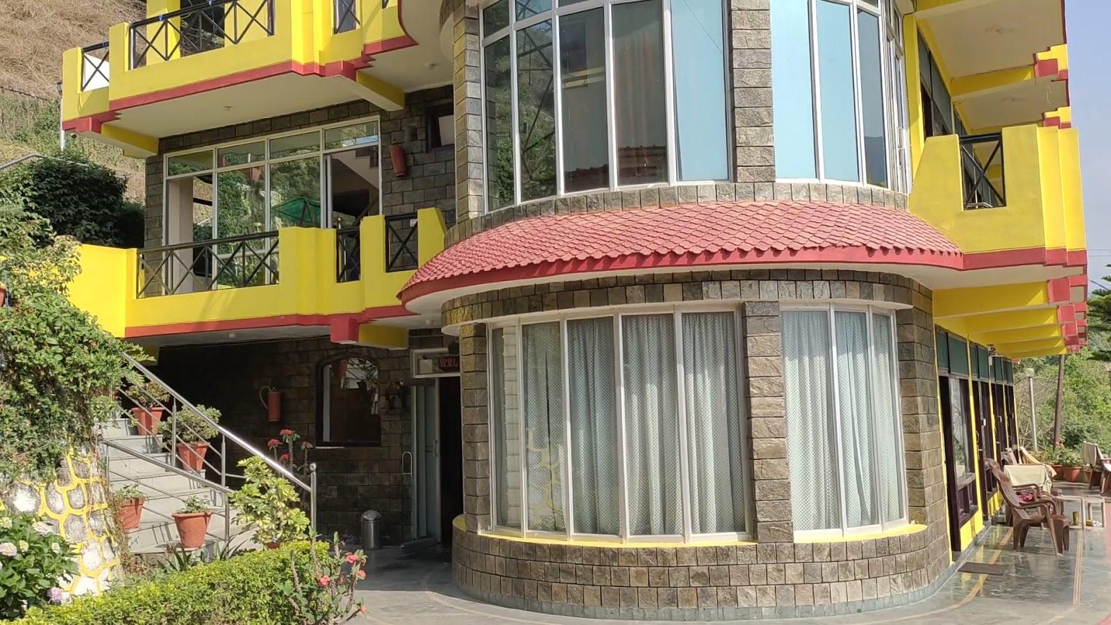 Hotel Lake Inn – photo 2