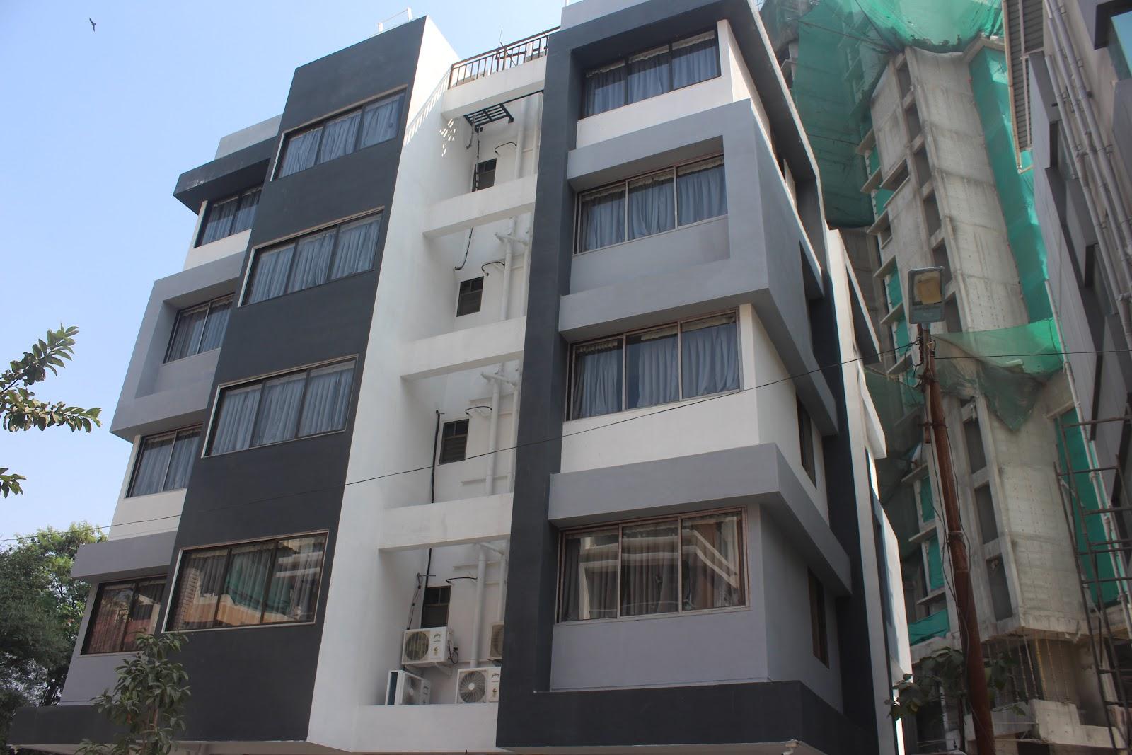 Zenora Stays – photo 1