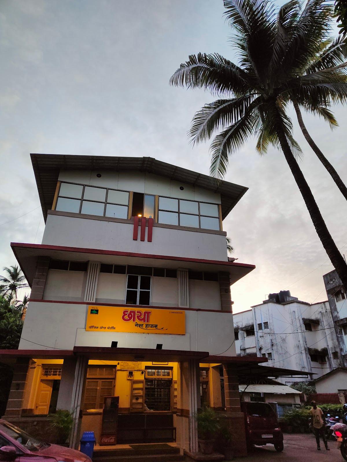 Chaya Guest House - The Budget Lodge