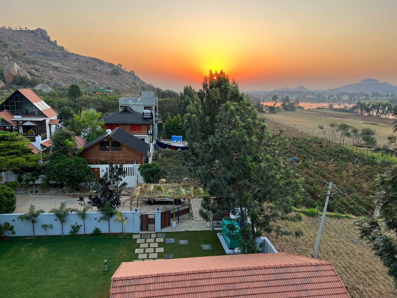 Viewtopia- luxury homestay – photo 1