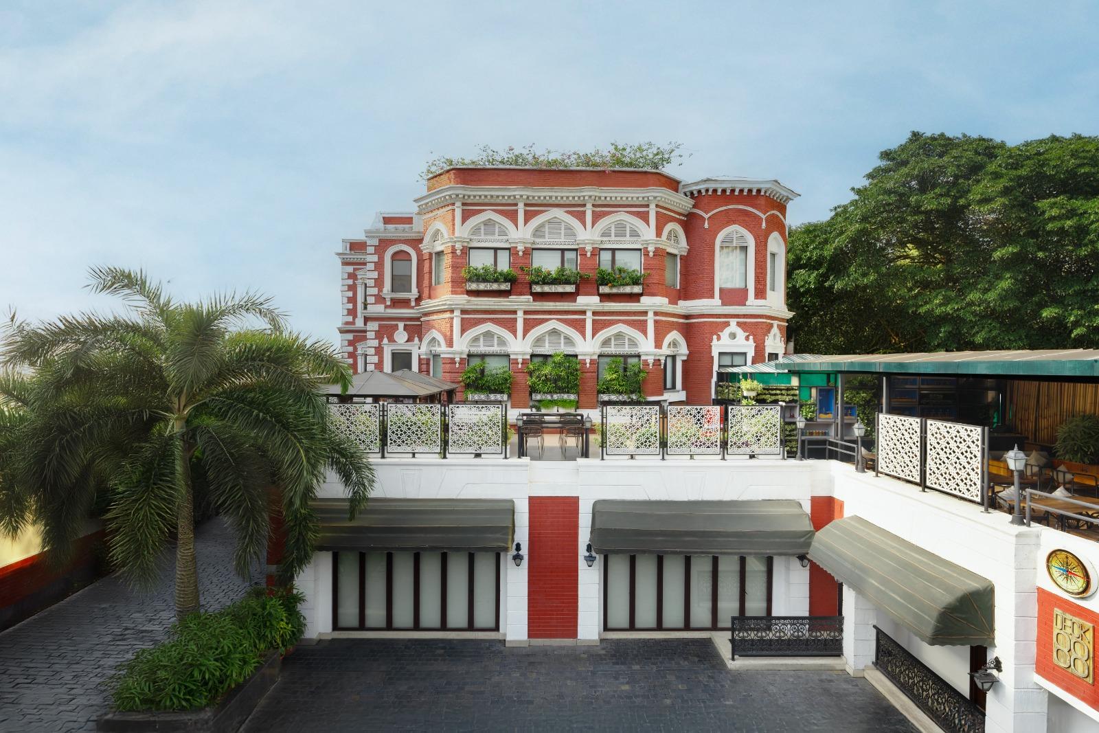 The Astor – photo 1