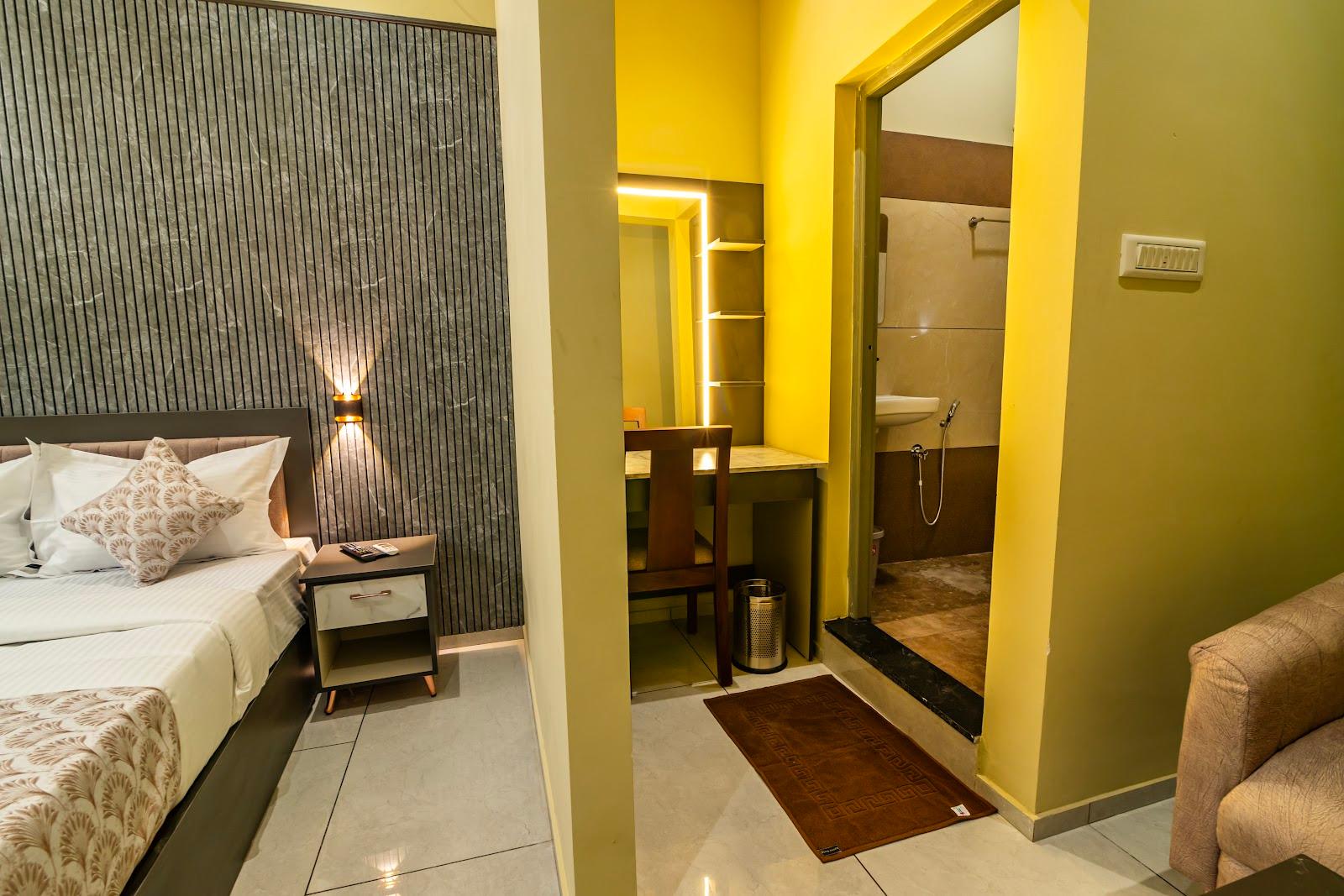 Zoho Suites – photo 2