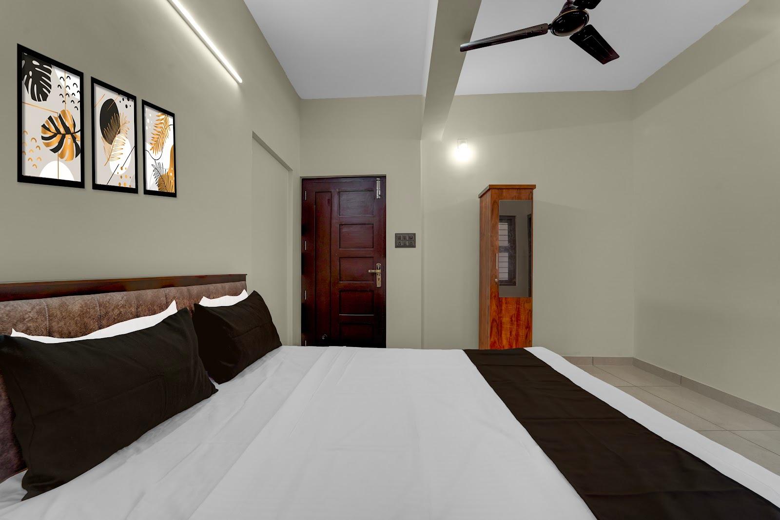 Hotel O Engineering College Sreekaryam Formerly B S Plaza – photo 3