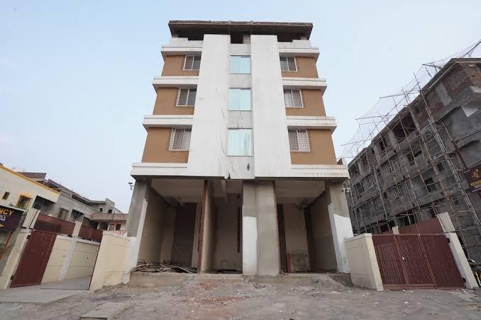 AY Plus Regency Hotel – photo 1