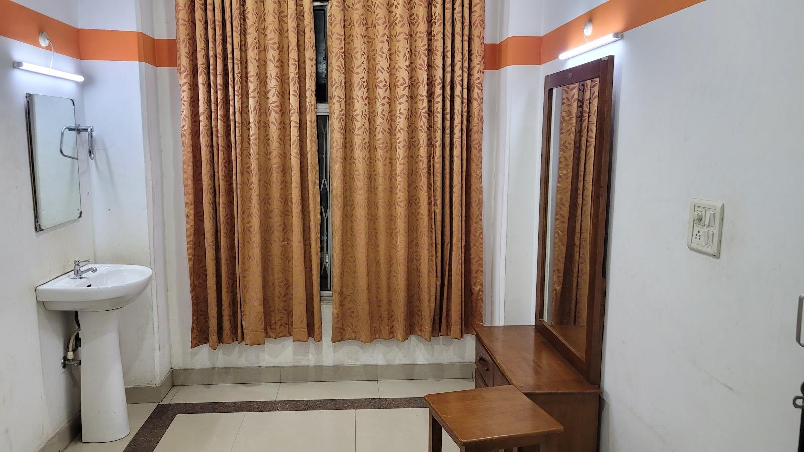IRCTC Retiring Rooms – photo 4