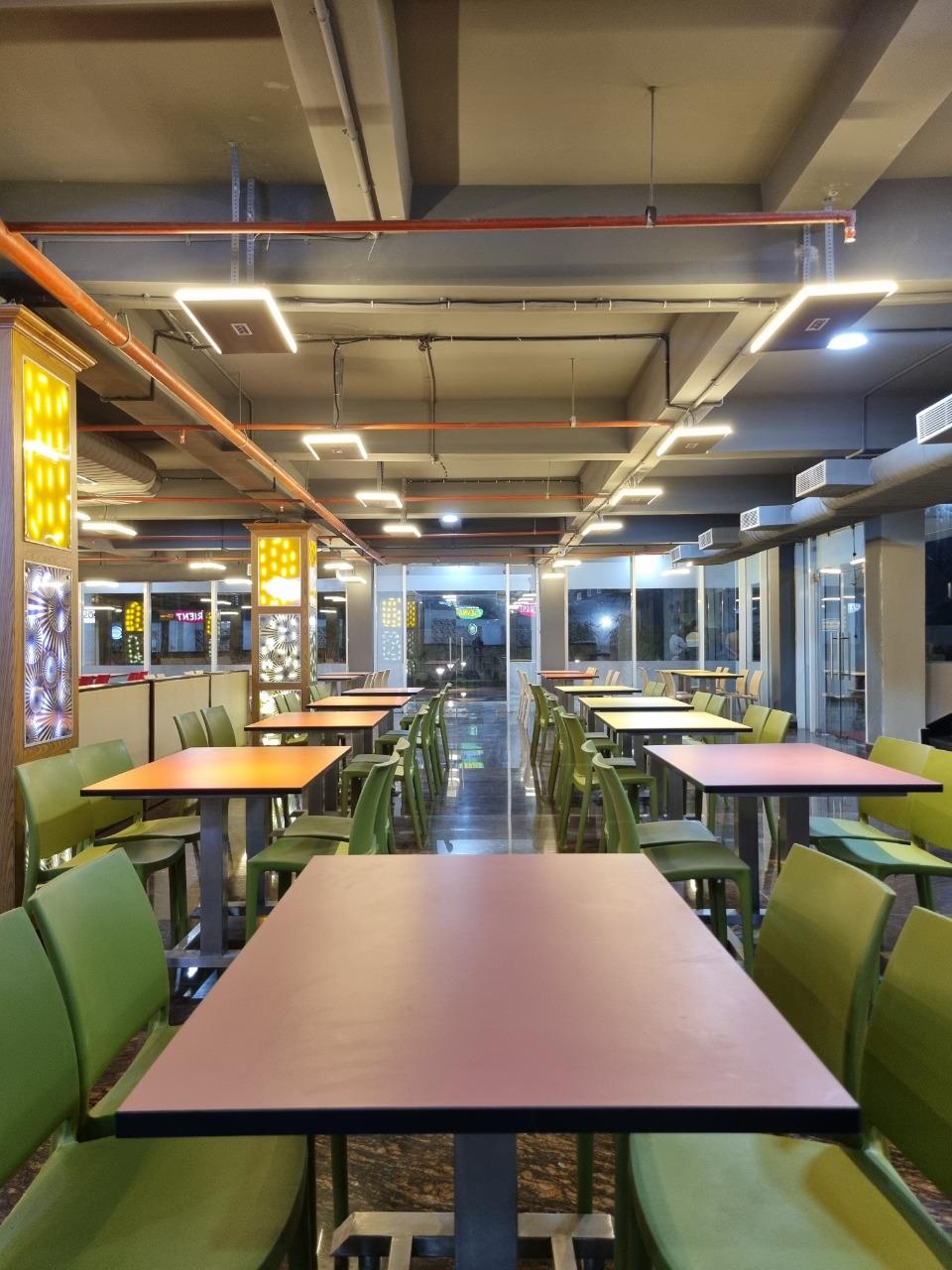 Vbrance - Luxury Boutique Hotel & Food Court – photo 4