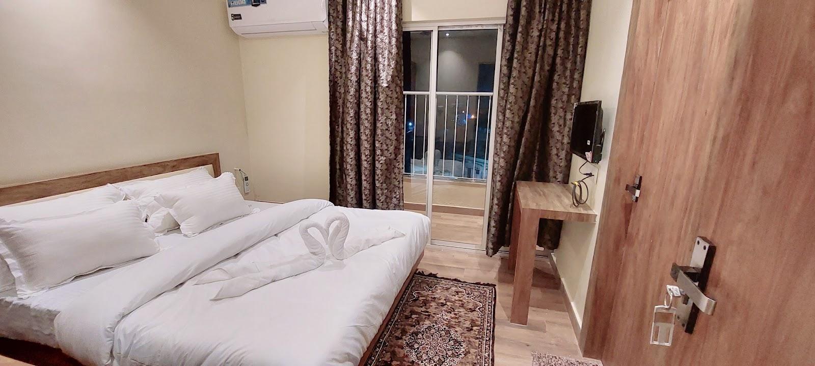Dream Hotel – photo 3