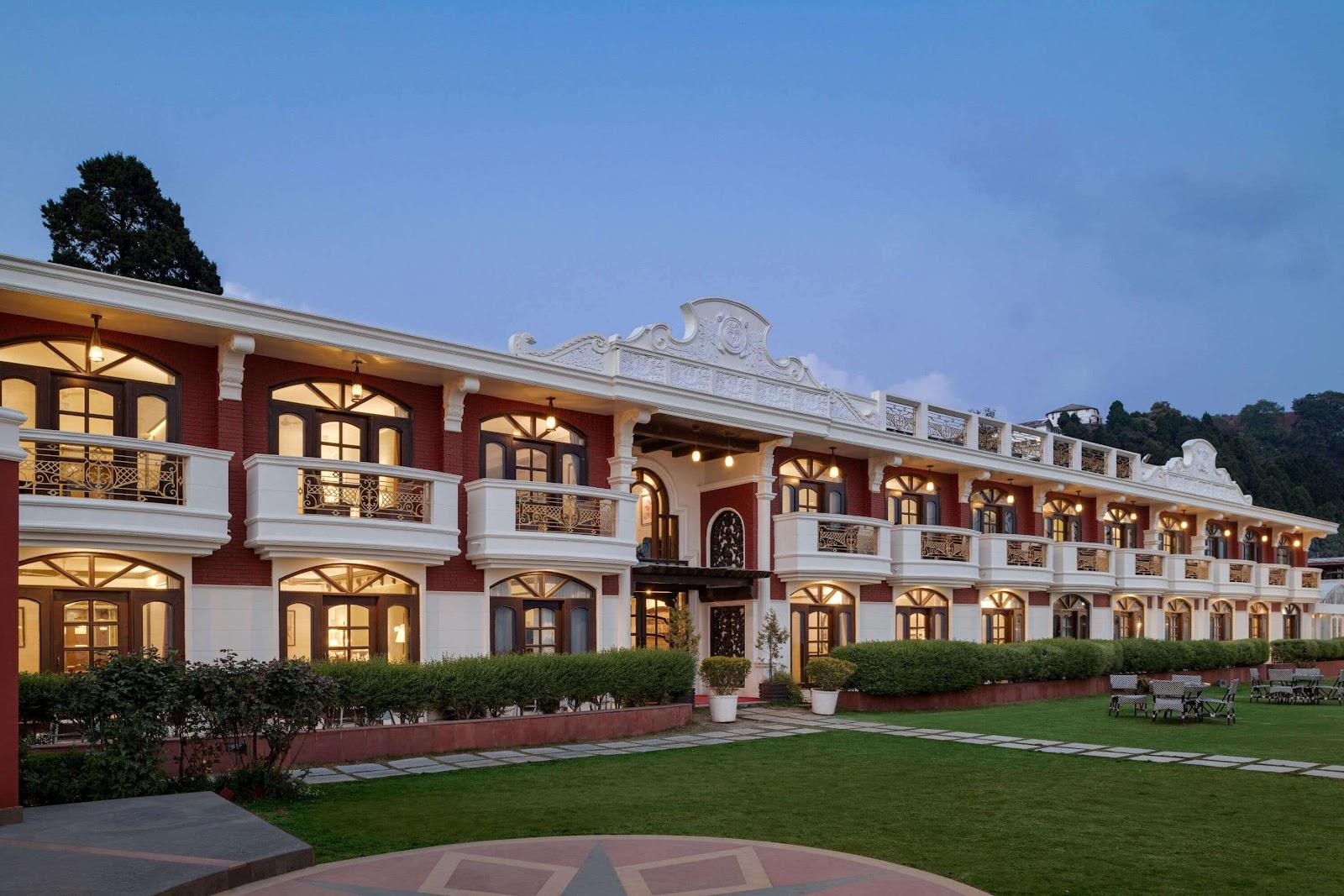 Ramada By Wyndham Mussoorie Mall Road – photo 1