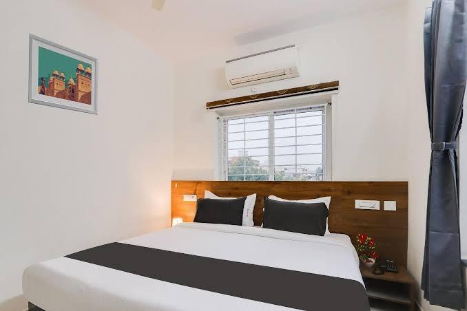 Super Townhouse Sri Nirvana Grand – photo 4