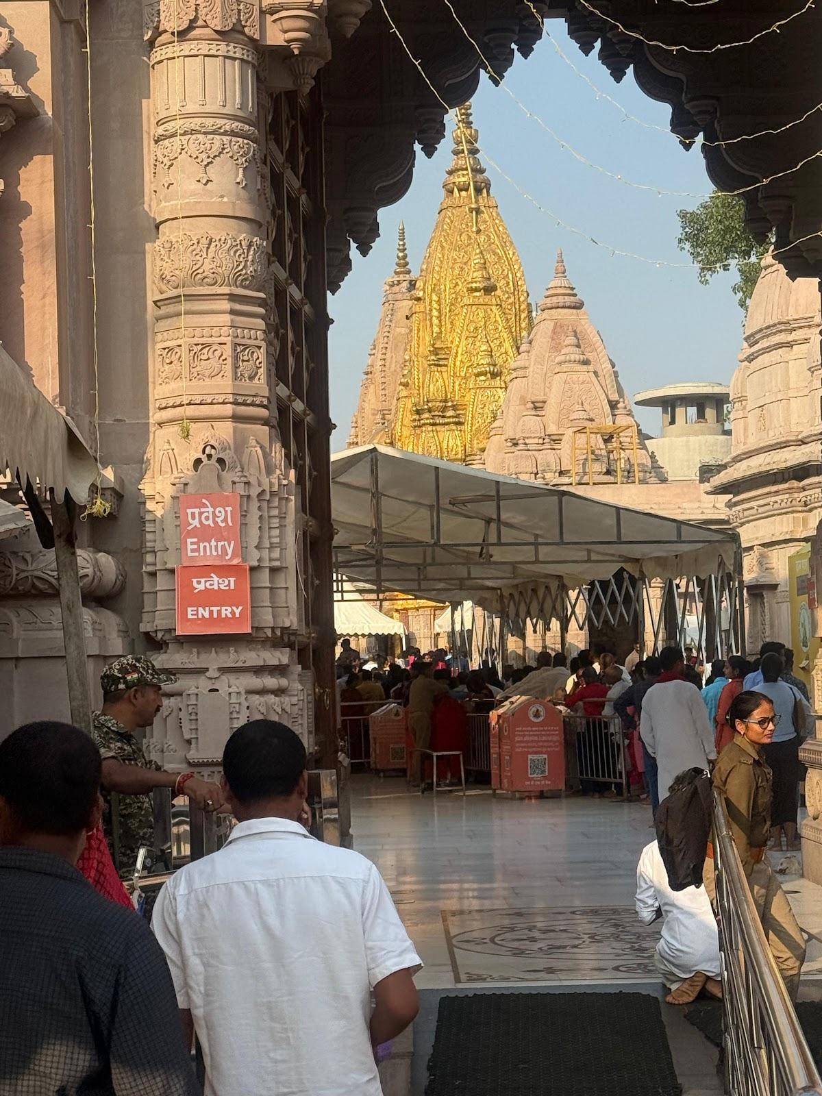 Kashi Vishwanath temple near lodge – photo 2