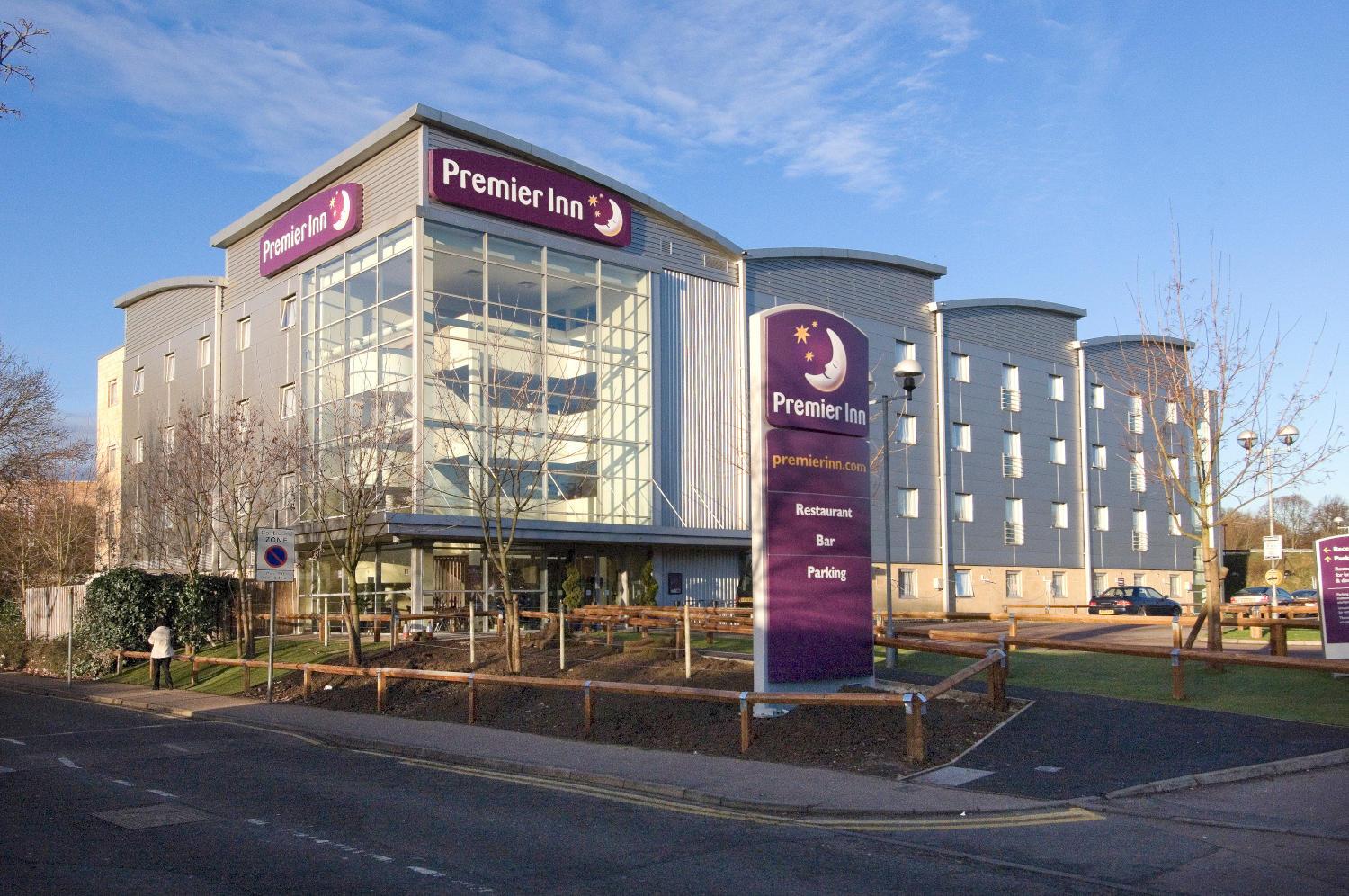 Premier Inn Watford Central hotel – photo 1