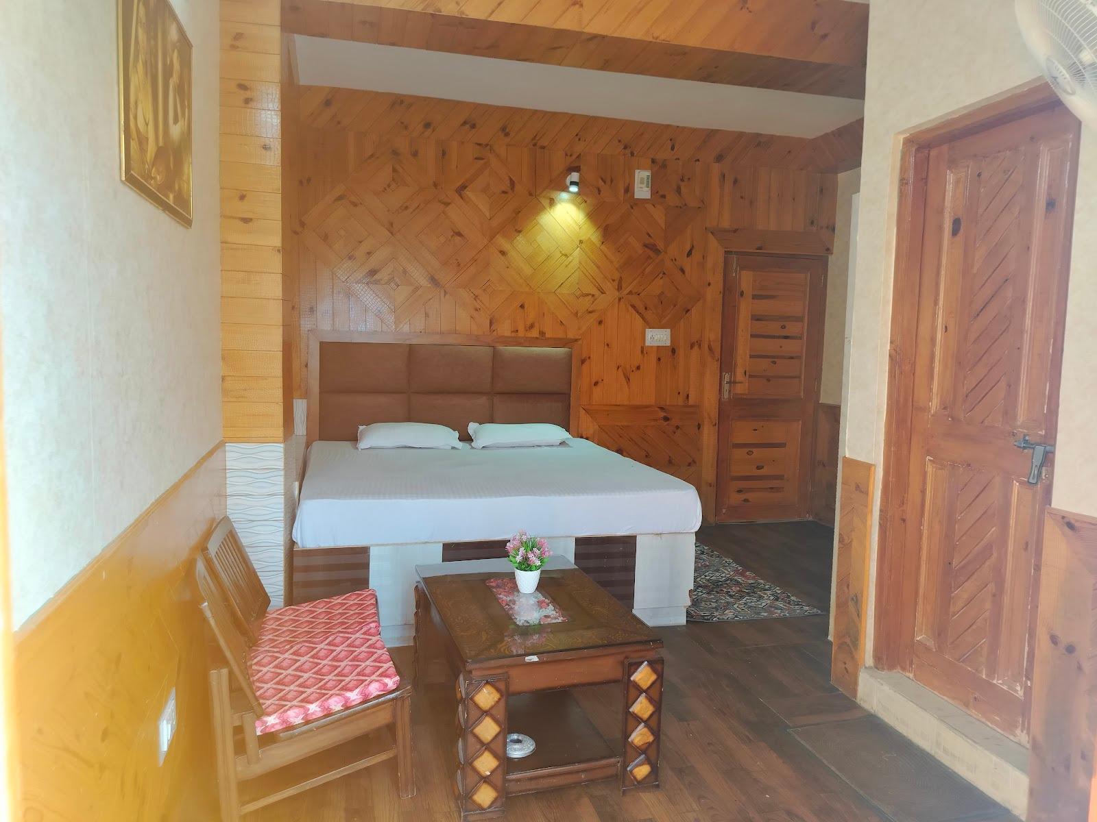 Vasu Mansion Home Stay Sarahan – photo 4