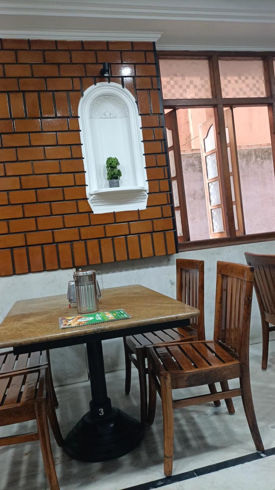 Hotel Chitra – photo 2