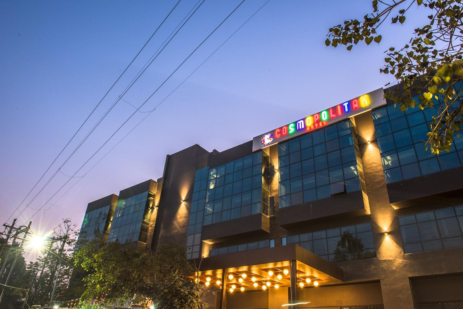 Cosmopolitan Hotel Indore – photo 1