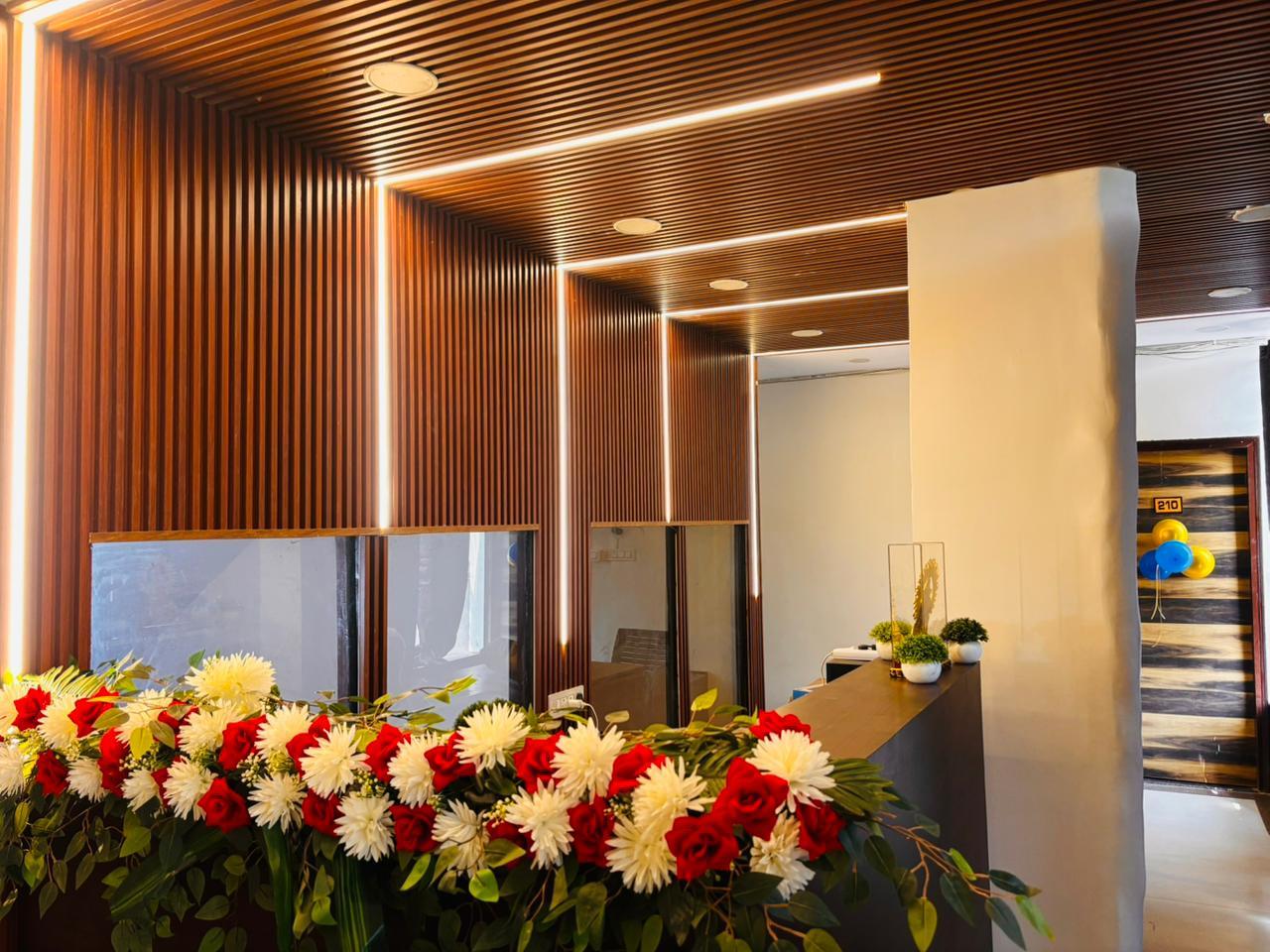 HOTEL CRYSTAL GRAND! – photo 2