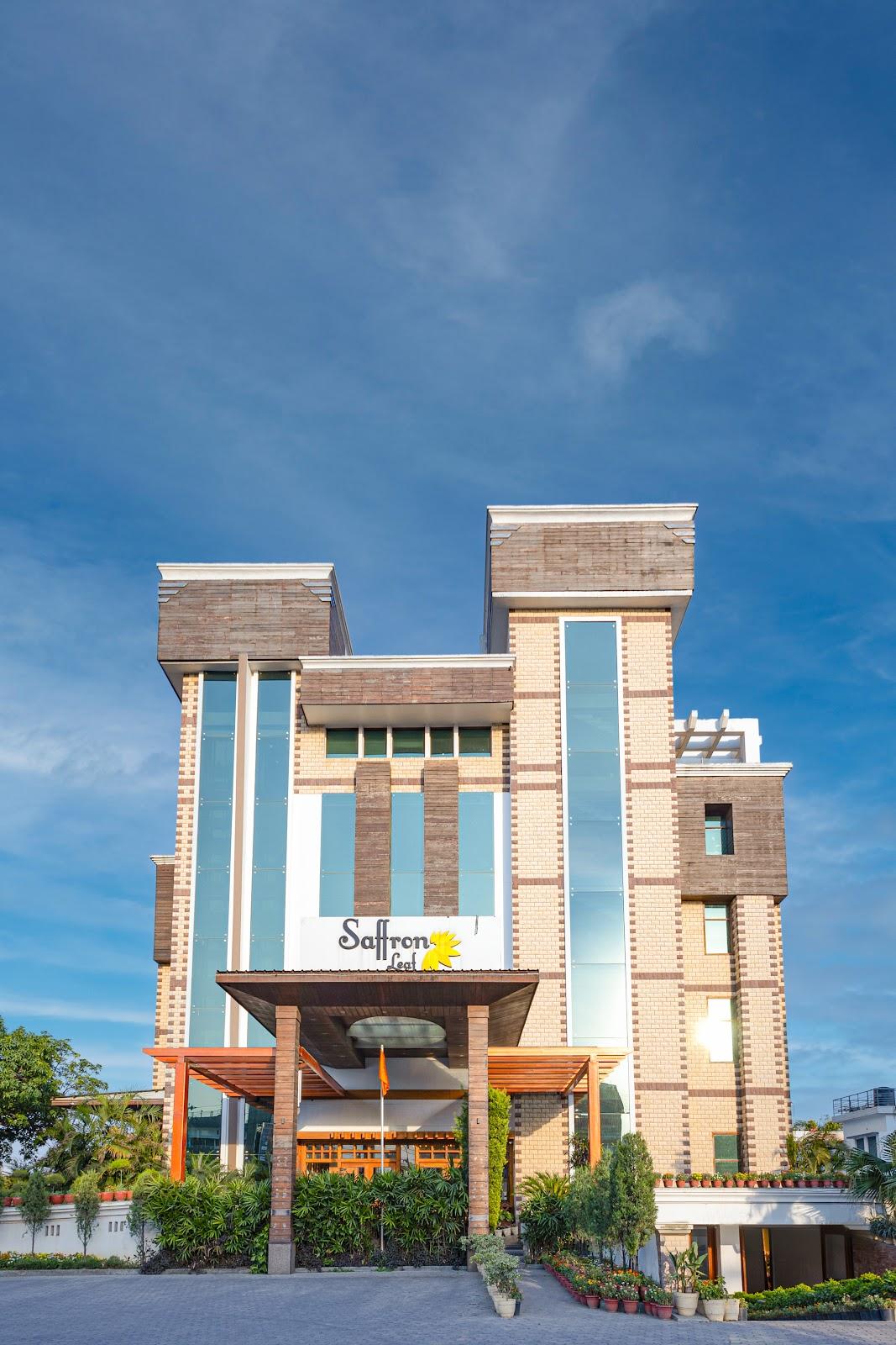 Hotel Saffron Leaf – photo 1