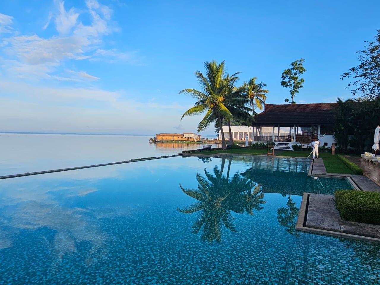 Kumarakom Lake Resort – photo 4
