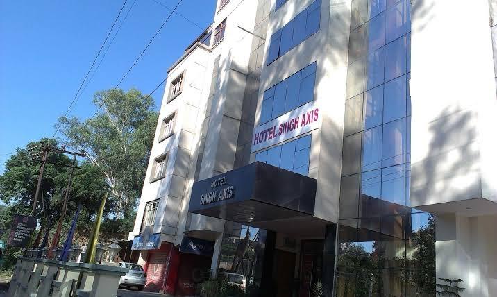 Hotel Singh Axis – photo 1