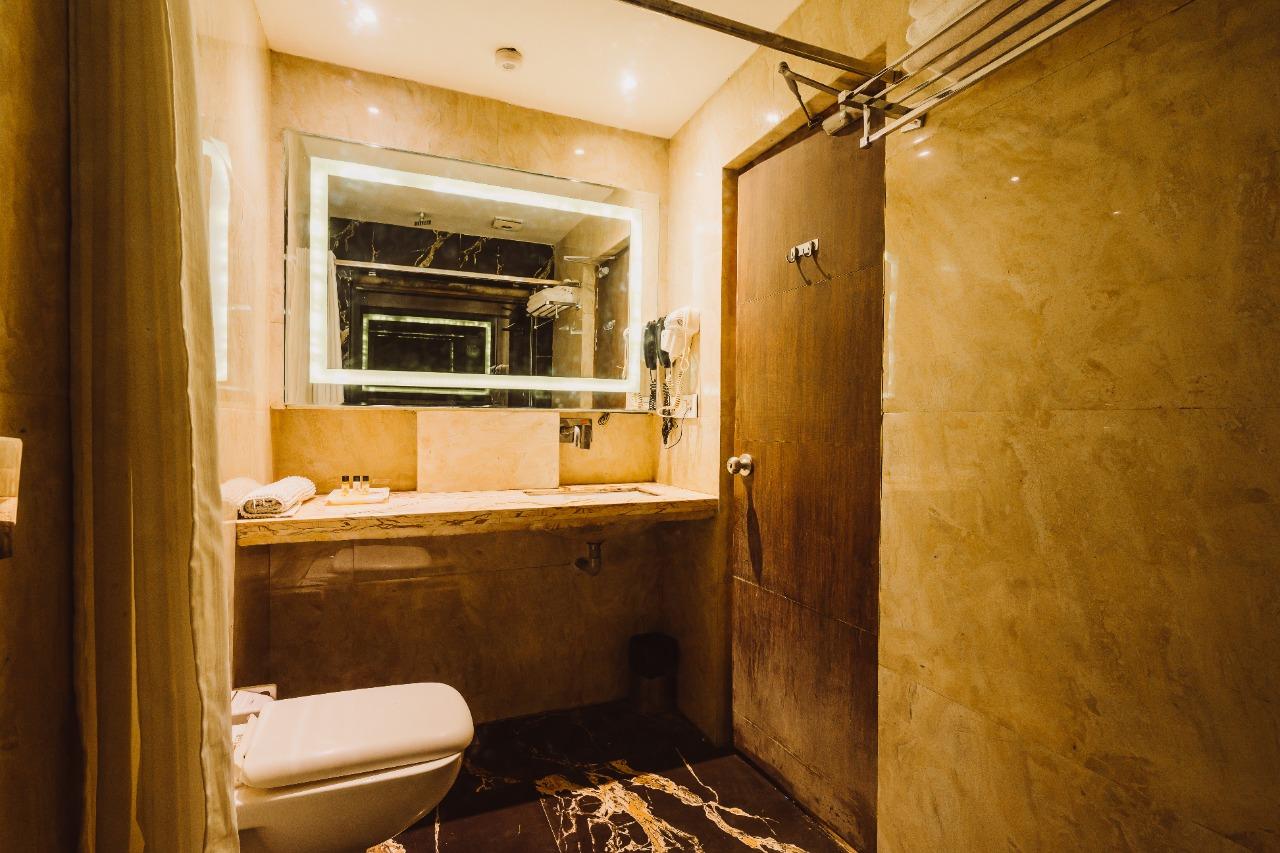The Deep Hotel – photo 4