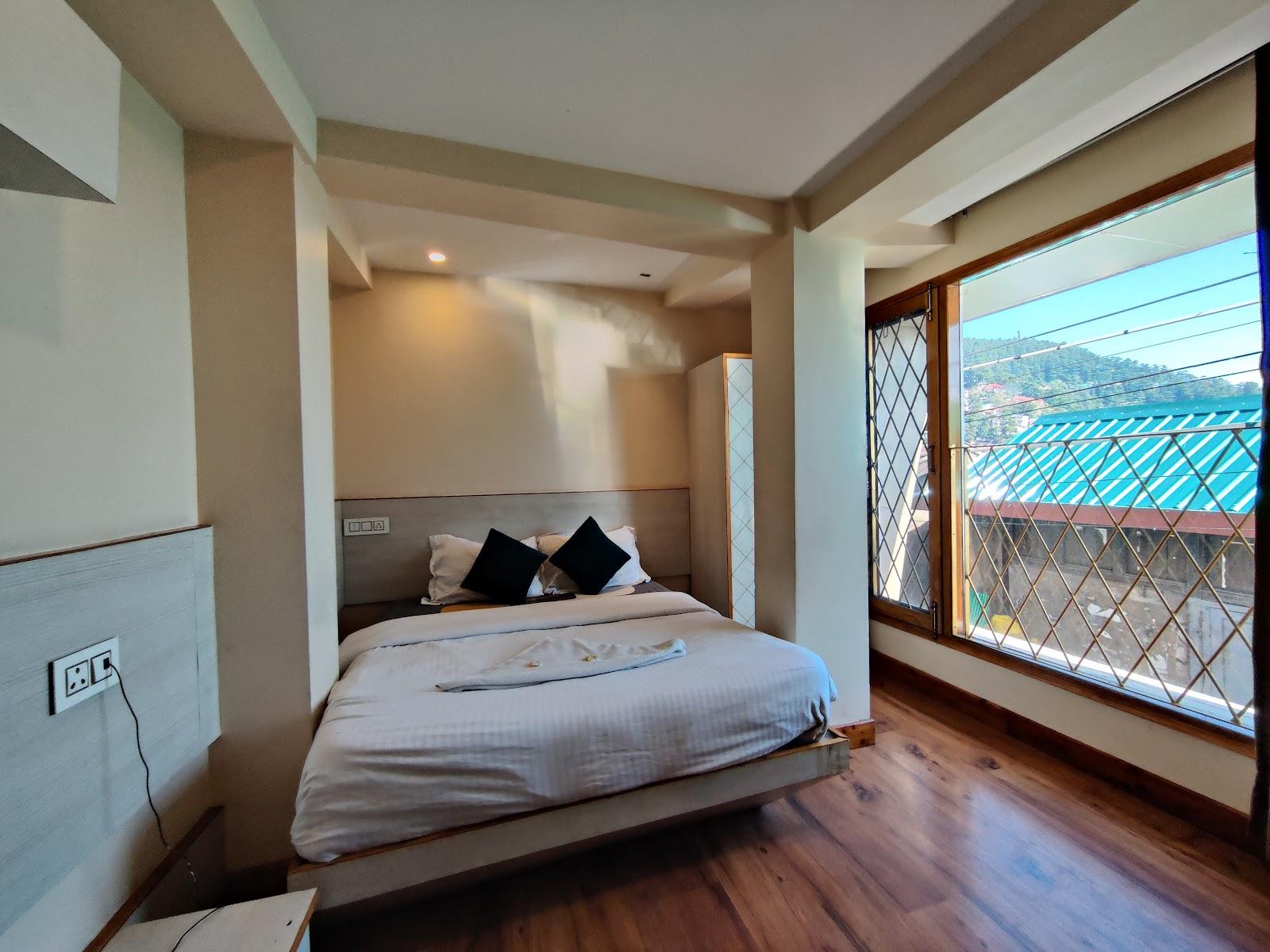 Hotel Midtown Malhotras – photo 2