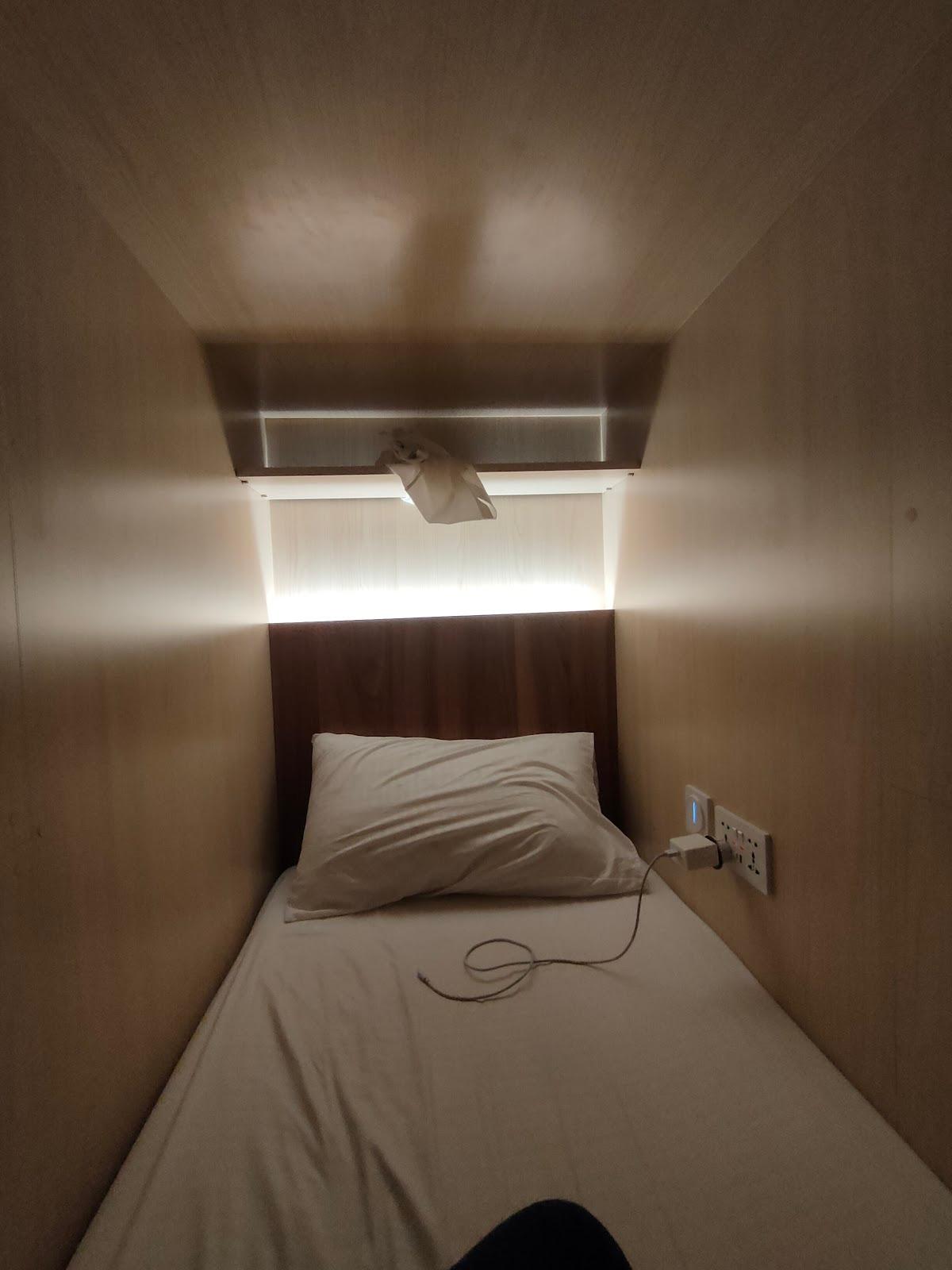 WeStay Capsule Hostel – photo 2