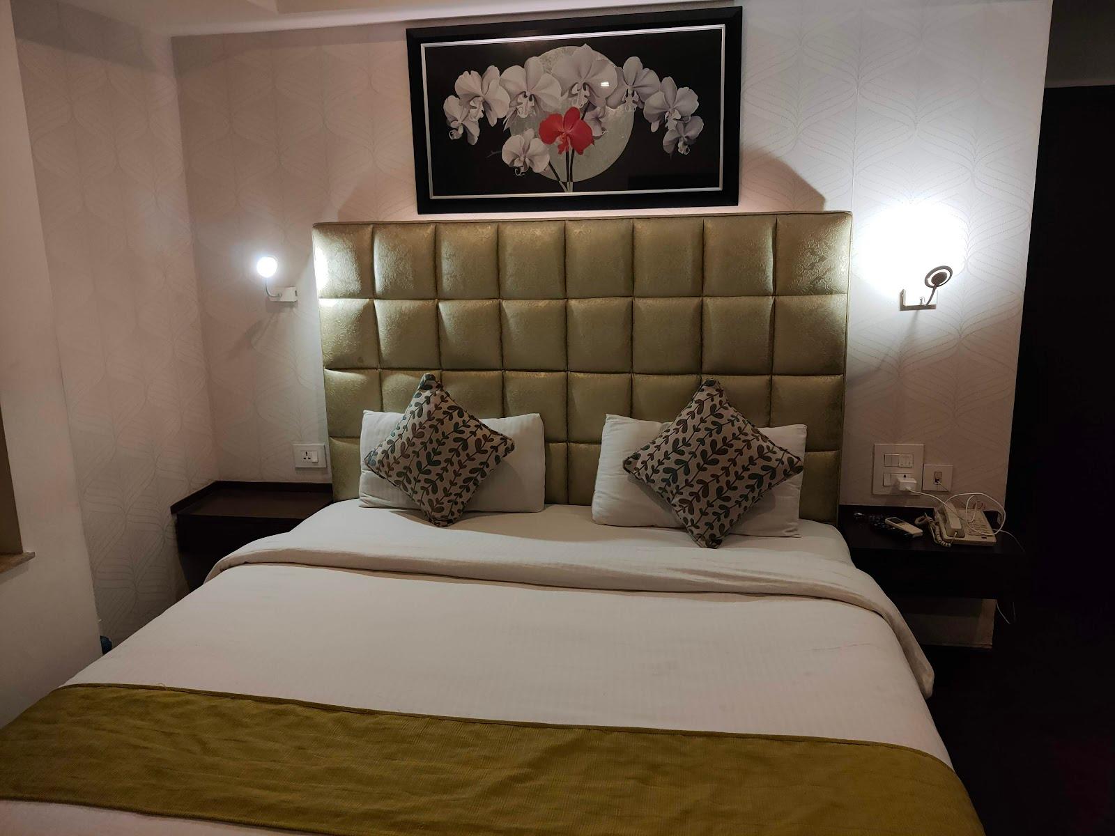 New Leaf Hotel – photo 2