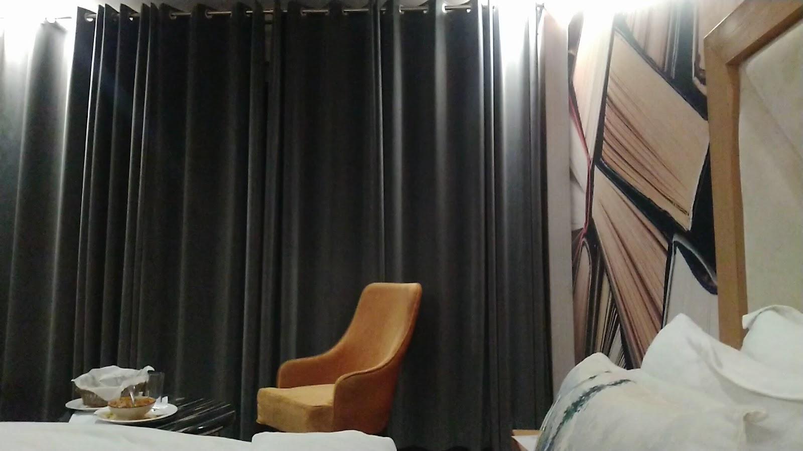 The Stories – photo 2