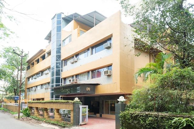 OYO 18928 Star Regency – photo 1