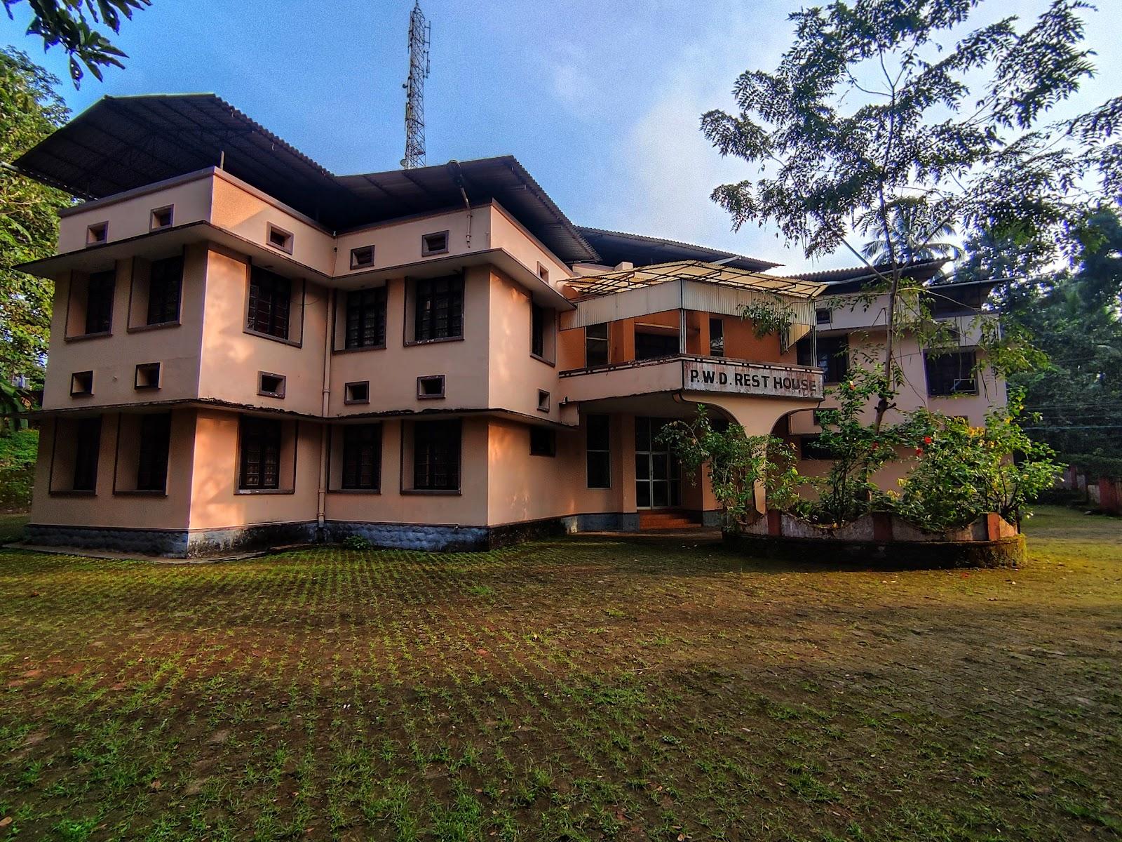 PWD Rest House, Shornur – photo 1