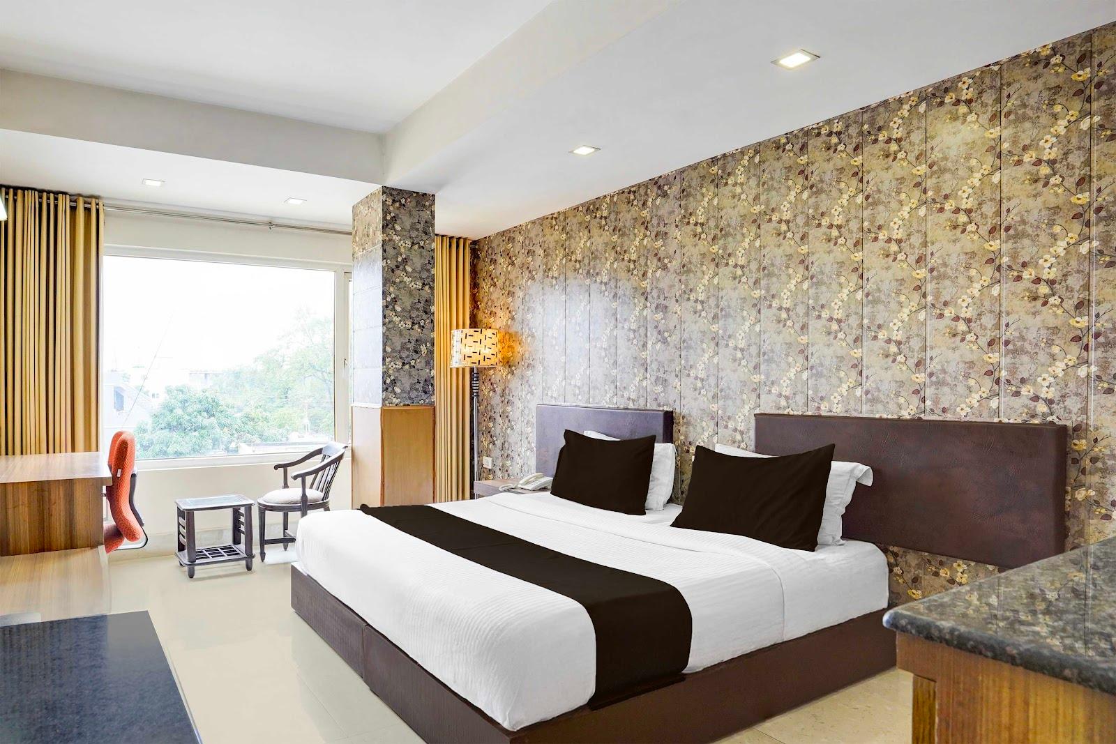 Townhouse Oak by OYO ONGC Crossway Formerly Hotel Gold Stone Comfort – photo 1