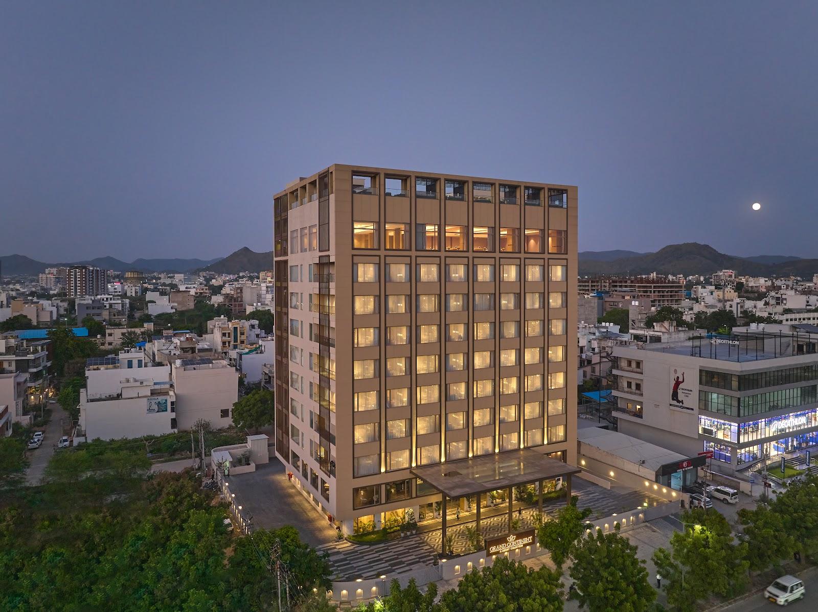 GRAND CONTINENT LUXURY COLLECTION – photo 1