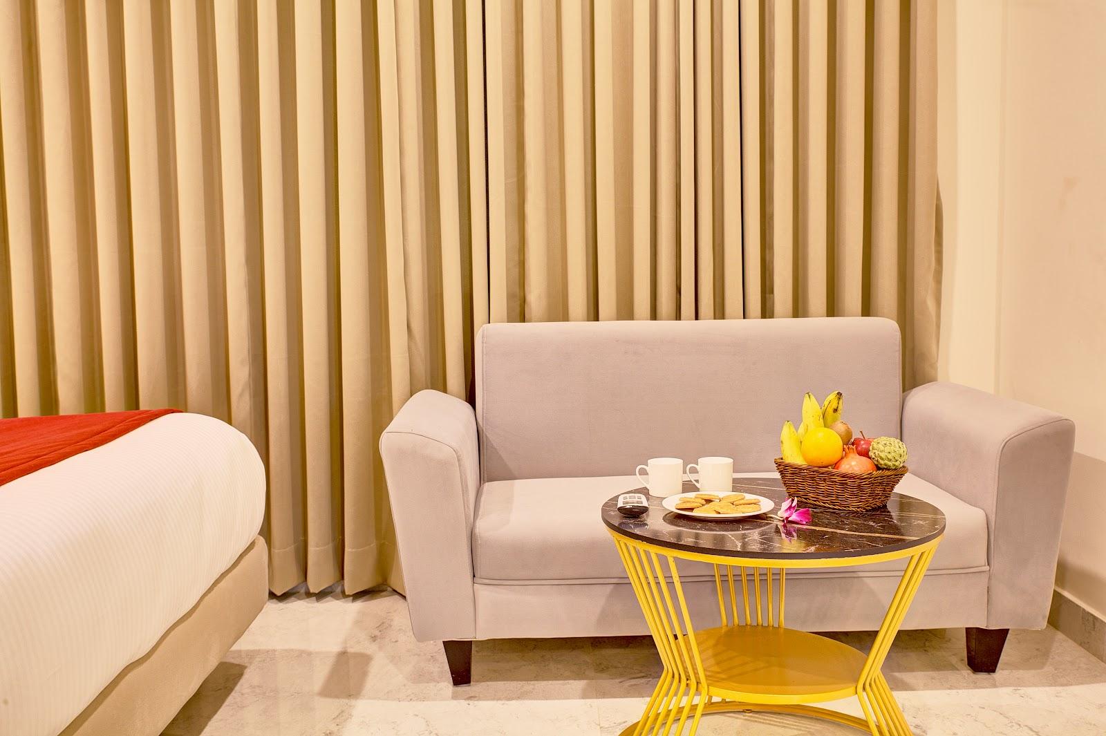 Gateway Transit Hotel – photo 4