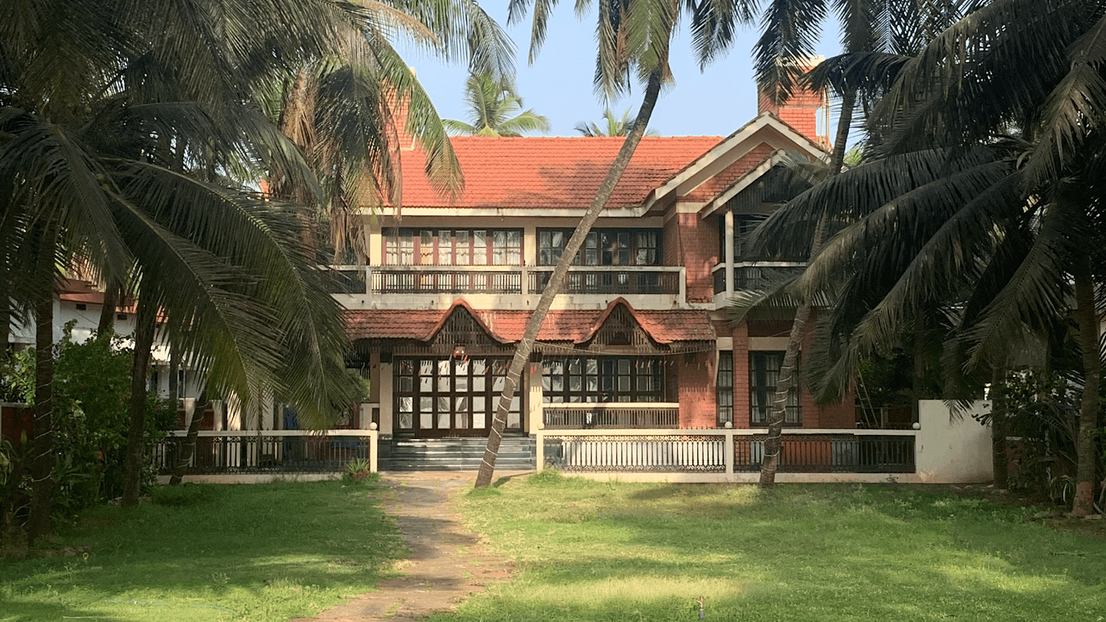 Beach Castle Homestay – photo 1