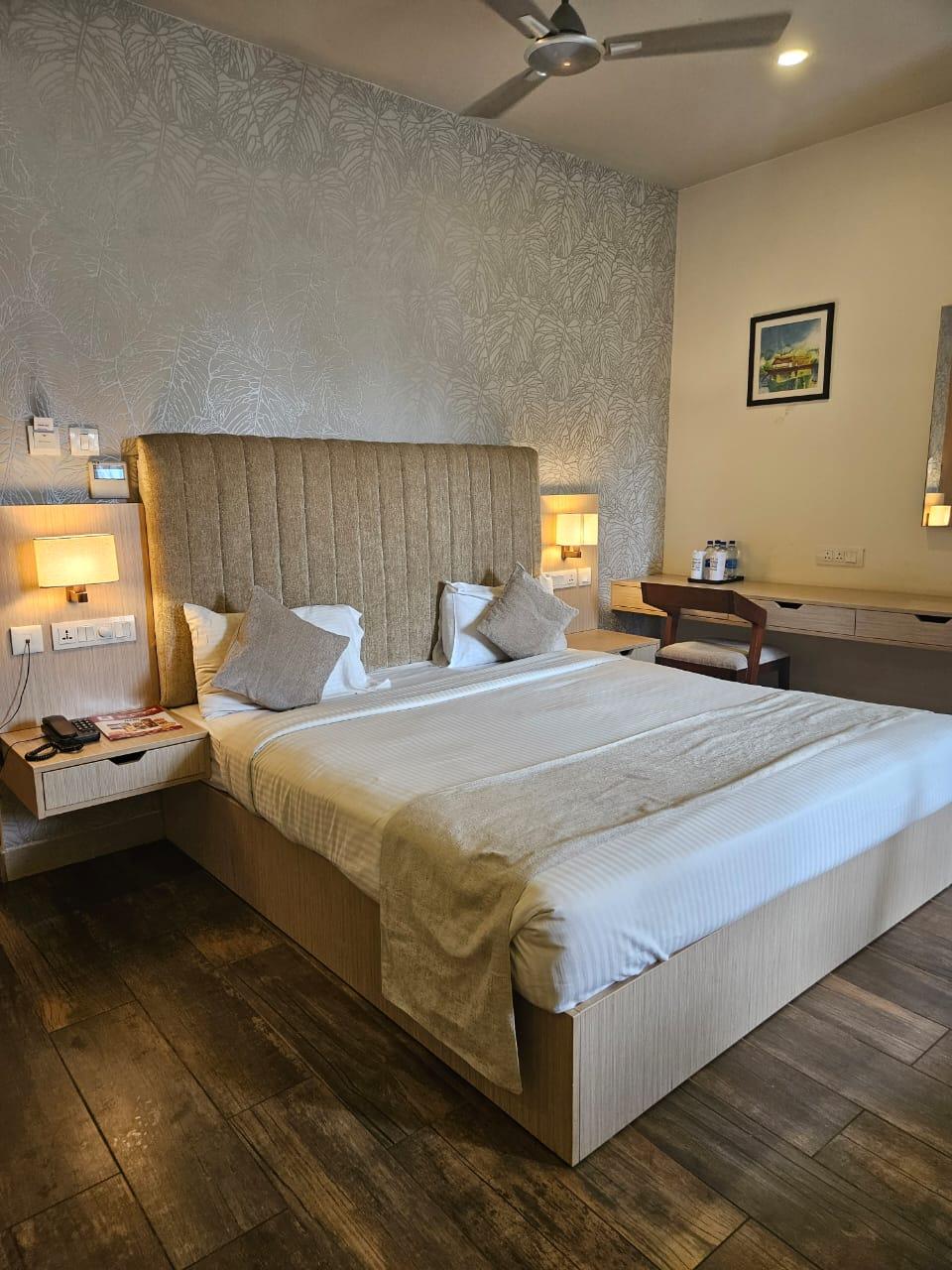 Raj Riveria Hotel – photo 3