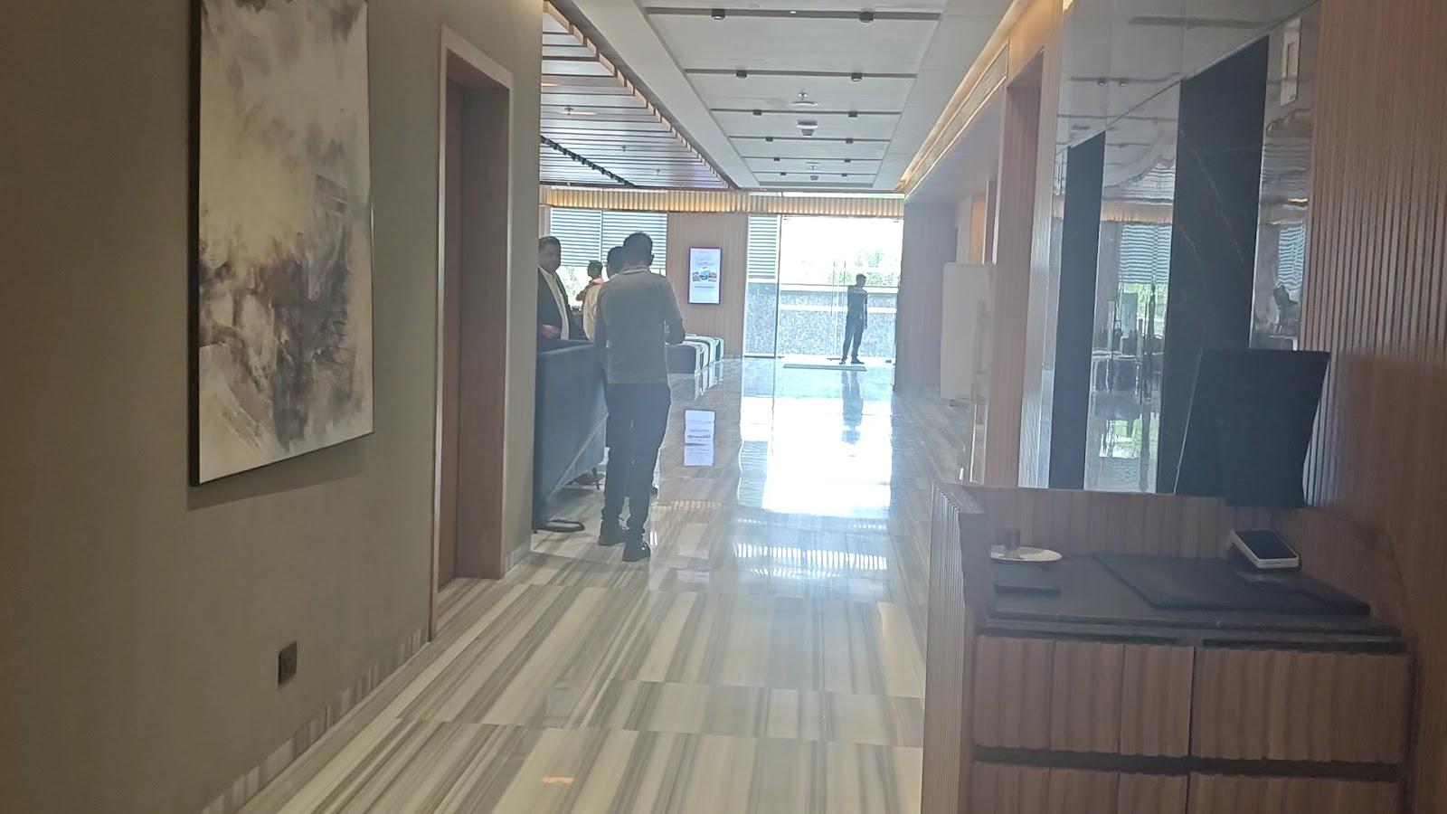 Ramada Encore by Wyndham Indore Nipania – photo 2
