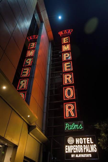 Hotel Emperor Palms Karol Bagh