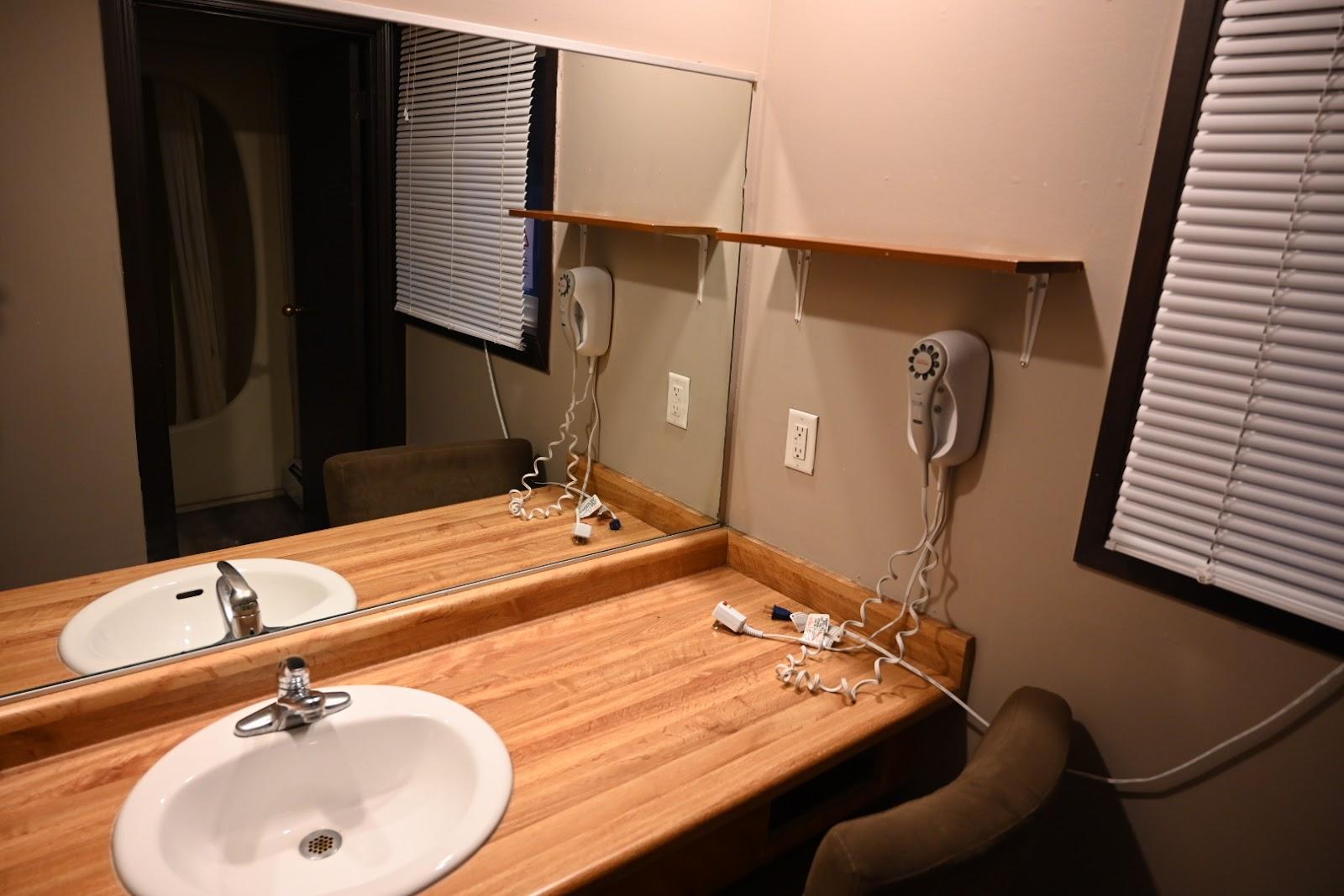 Banff International Hostel – photo 3