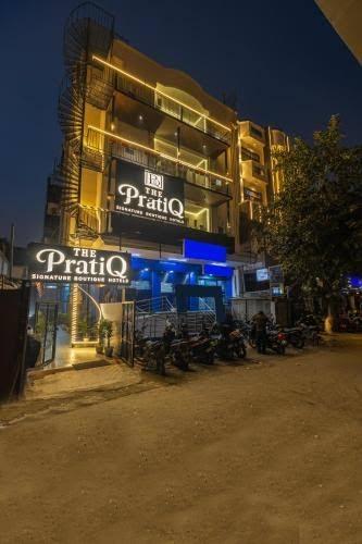 The PratiQ Signature Boutique Hotel – photo 2