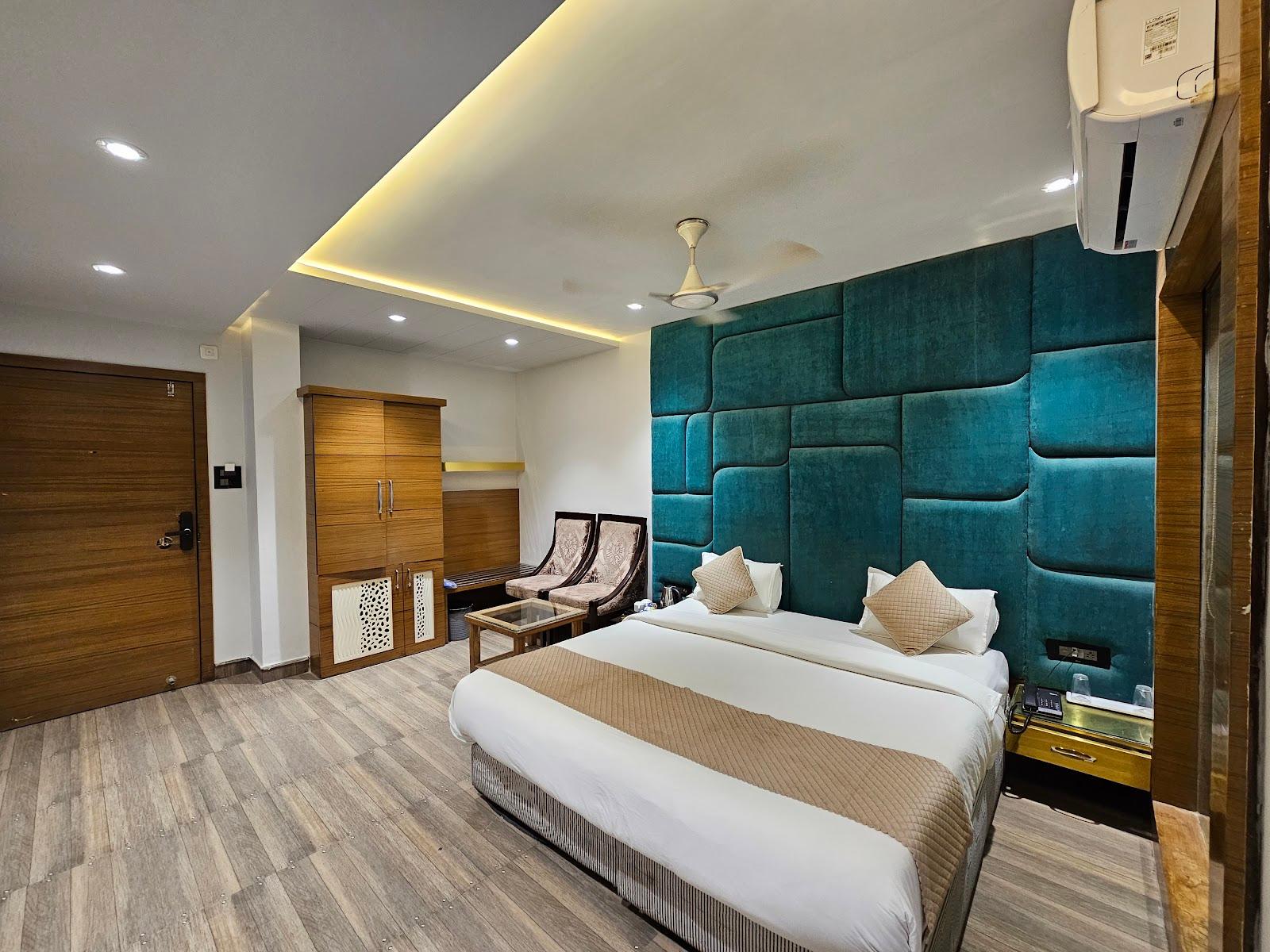 Hotel MK Vivanta – photo 1