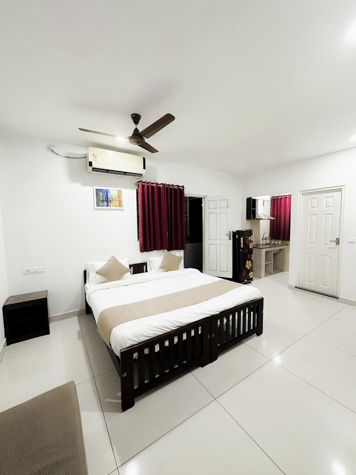 White House Inn – photo 4