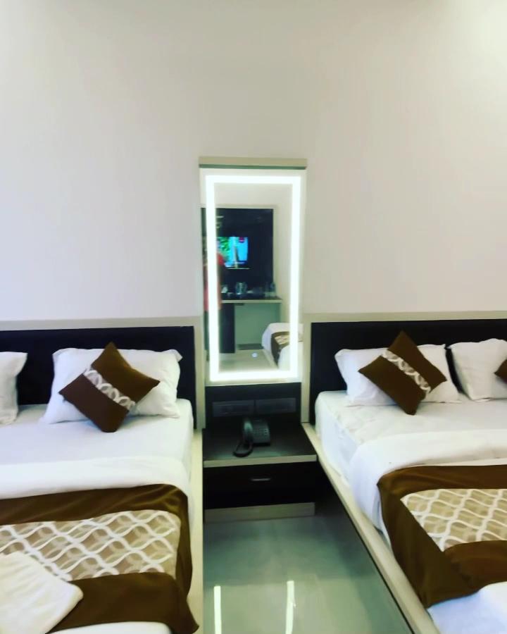 Panchgani Tent House & Hollywood Palace Resort – photo 2